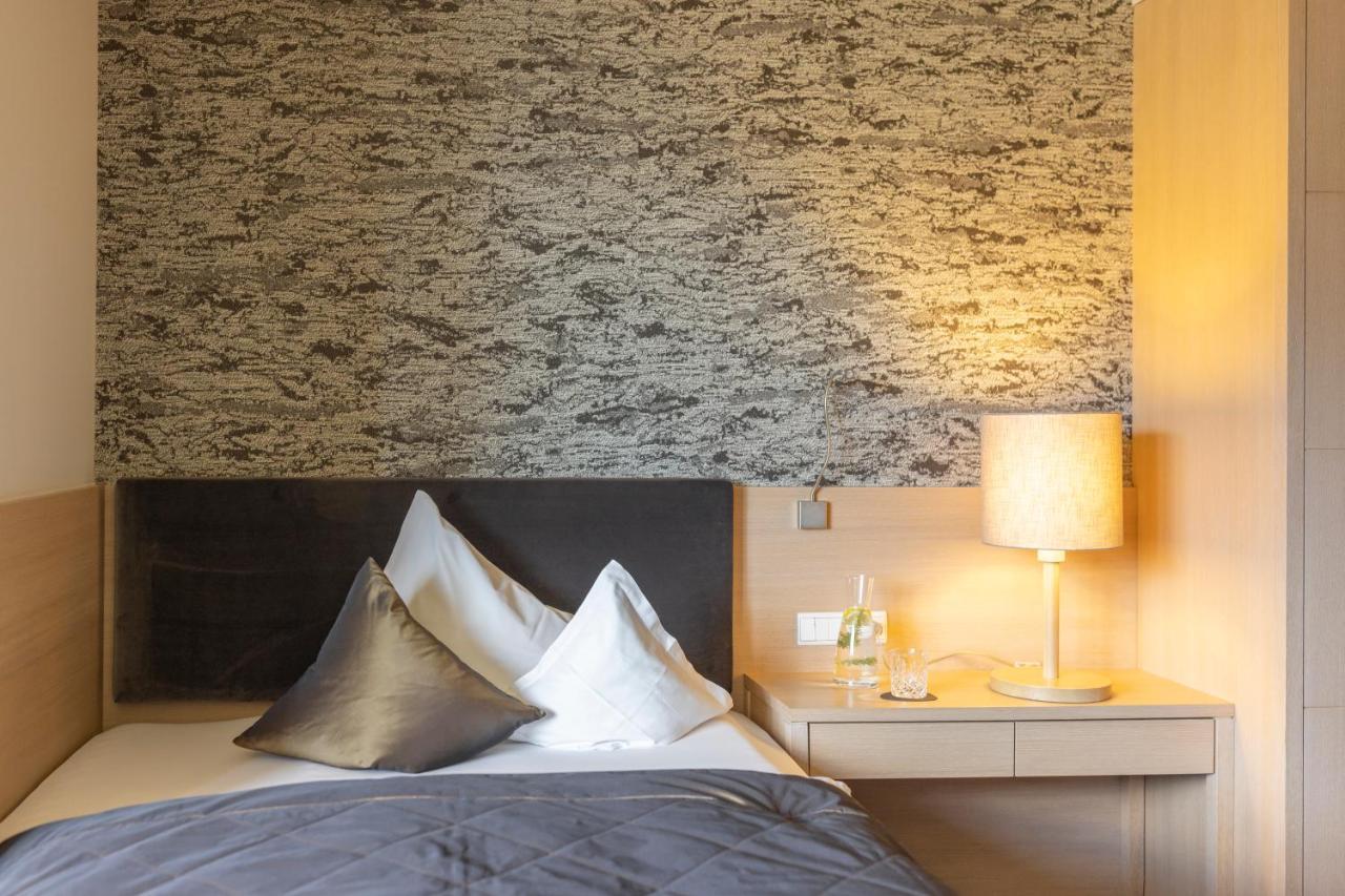 Hotel Patrizia Tirolo Ngoại thất bức ảnh